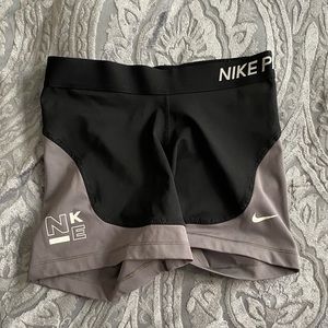 Women’s Nike pro shorts